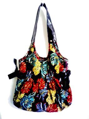 LuLu Floral Fabric Hand Shoulder Bag Purse Black Multicolor Stretchable Top NWOT